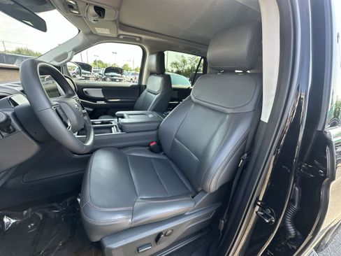 Certified 2025 Ford Expedition Active AWD/4WD image 21