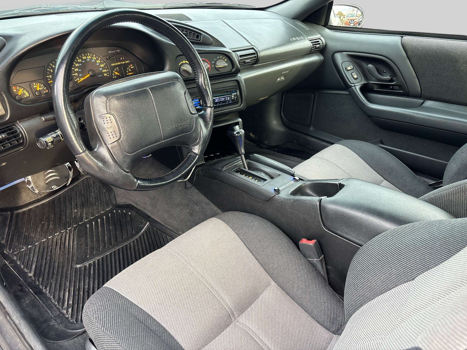 Used 1993 Chevrolet Camaro LT RWD image 9