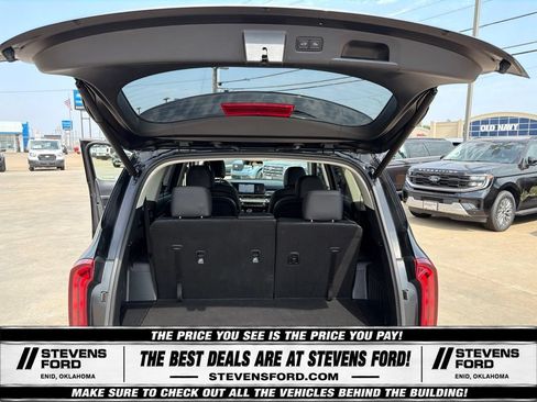 Used 2025 Kia Telluride S FWD image 40