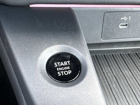 New 2026 Nissan Sentra SV w/ SV Convenience Package FWD image 33