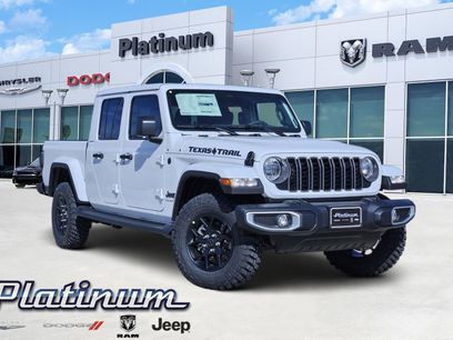 New 2026 Jeep Gladiator Sport
