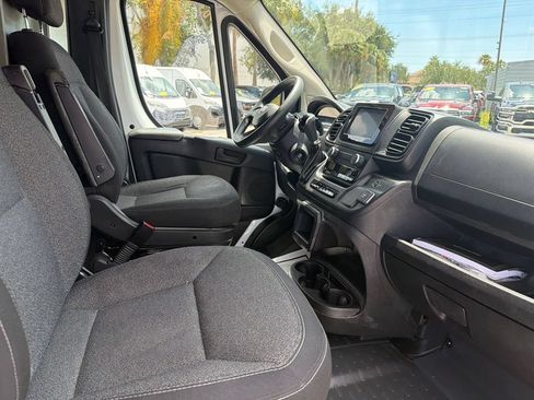 Used 2023 RAM ProMaster 3500 FWD image 9