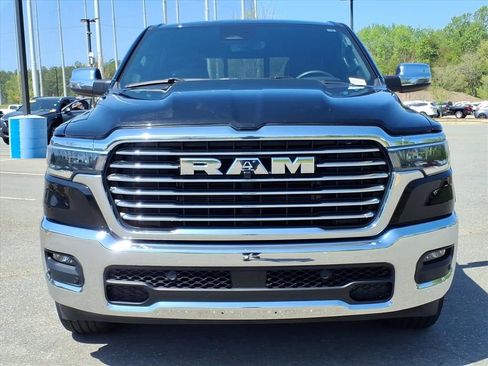 Used 2025 RAM 1500 Laramie image 35