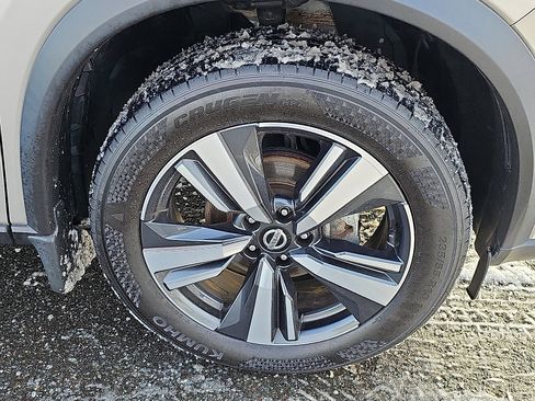 Certified 2021 Nissan Rogue SL w/ Premium Package image 8