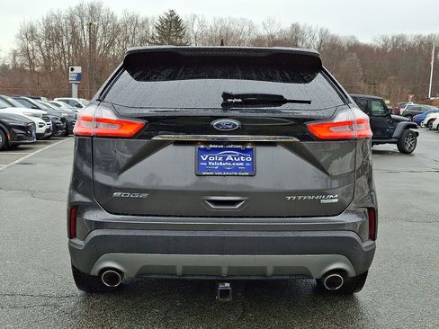 Used 2019 Ford Edge Titanium image 9
