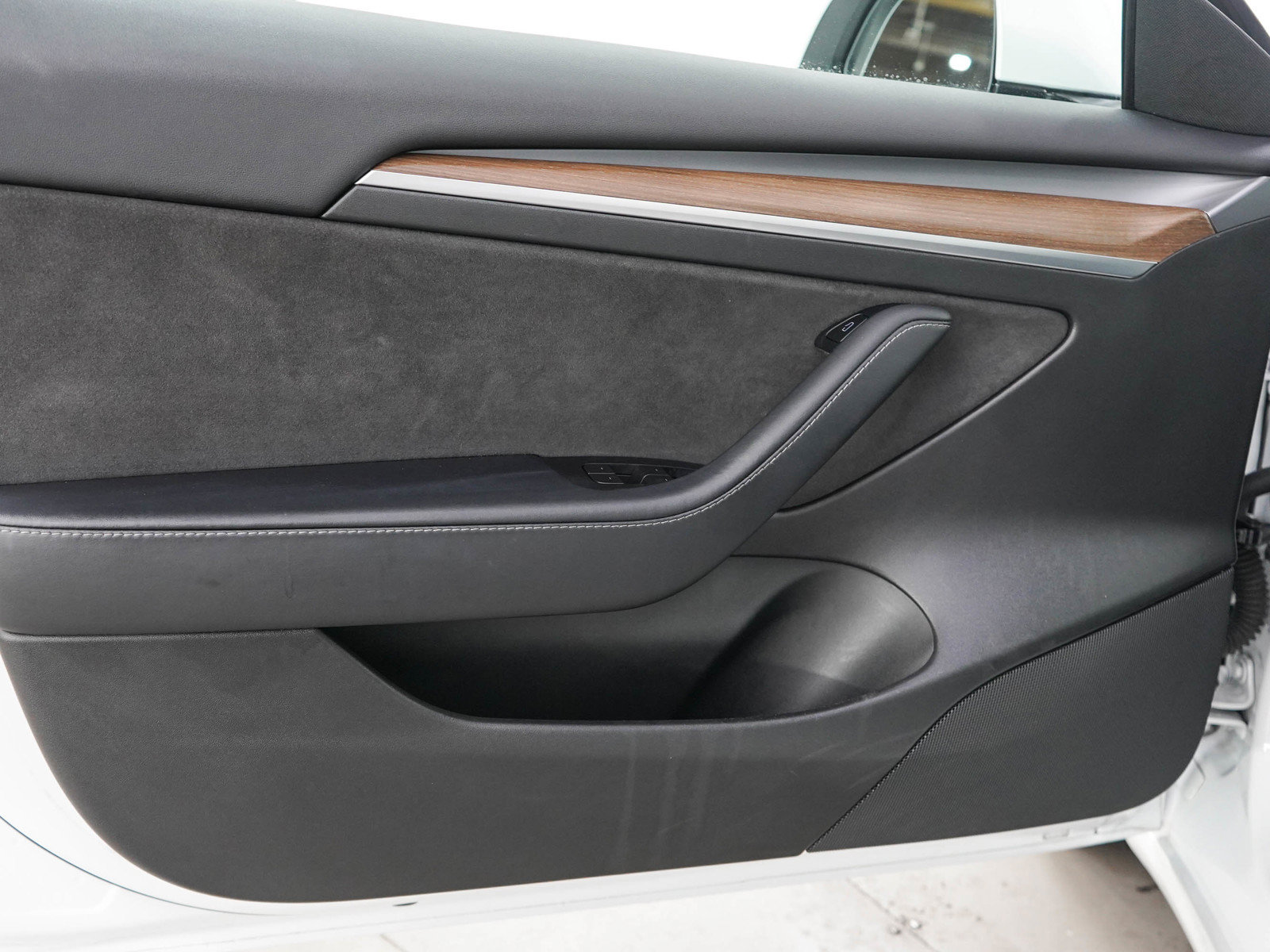 Used 2022 Tesla Model 3 Long Range AWD/4WD image 17