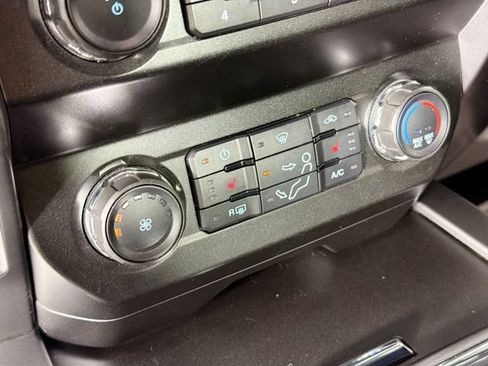 Used 2020 Ford F250 XLT w/ XLT Premium Package AWD/4WD image 15