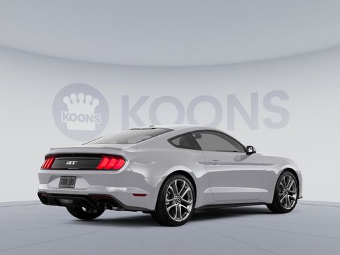 Used 2018 Ford Mustang GT Premium w/ Equipment Group 401A RWD image 4