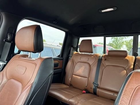 Used 2019 RAM 1500 Limited AWD/4WD image 11