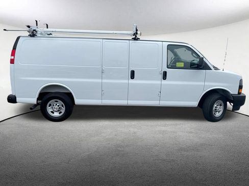 Certified 2025 Chevrolet Express 2500 Extended w/ Communications Package RWD image 15