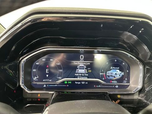 Used 2023 GMC Sierra 1500 Elevation image 17