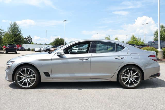 Used 2025 Genesis G70 2.5T AWD/4WD image 8