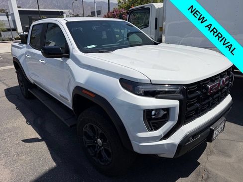 Used 2023 GMC Canyon Elevation RWD image 2