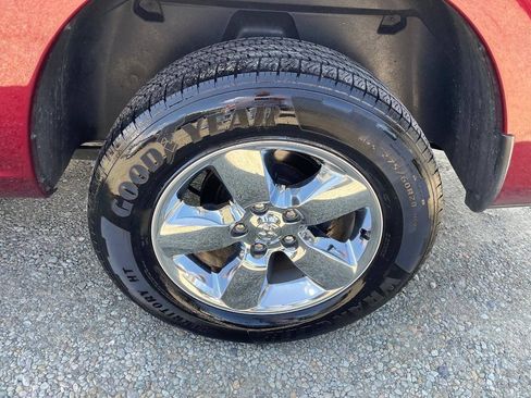 Used 2018 RAM 1500 Express w/ Express Value Package AWD/4WD image 29