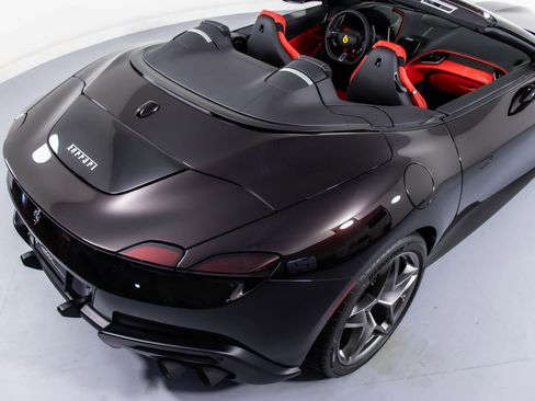 Certified 2025 Ferrari Roma Spider RWD image 20