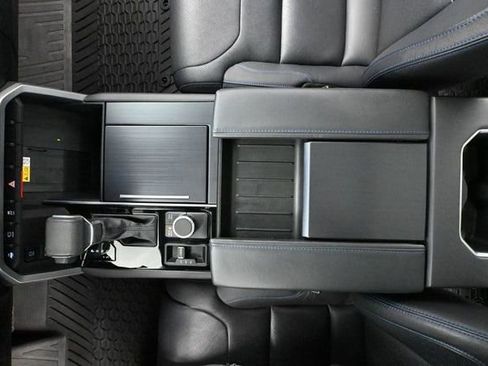 Used 2022 Toyota Tundra Platinum image 35