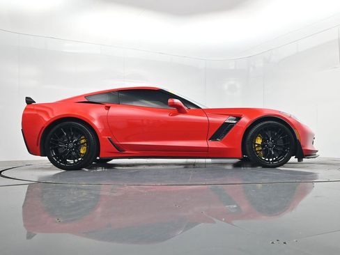 Used 2016 Chevrolet Corvette Z06 w/ 3LZ Preferred Equipment Group RWD image 58