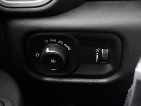 New 2026 RAM 5500 Tradesman w/ Chrome Appearance Group image 18