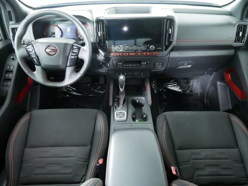 Used 2026 Nissan Frontier PRO-4X w/ Pro-4x Convenience Package AWD/4WD image 19