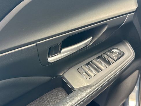 Certified 2025 Toyota Grand Highlander FWD image 14