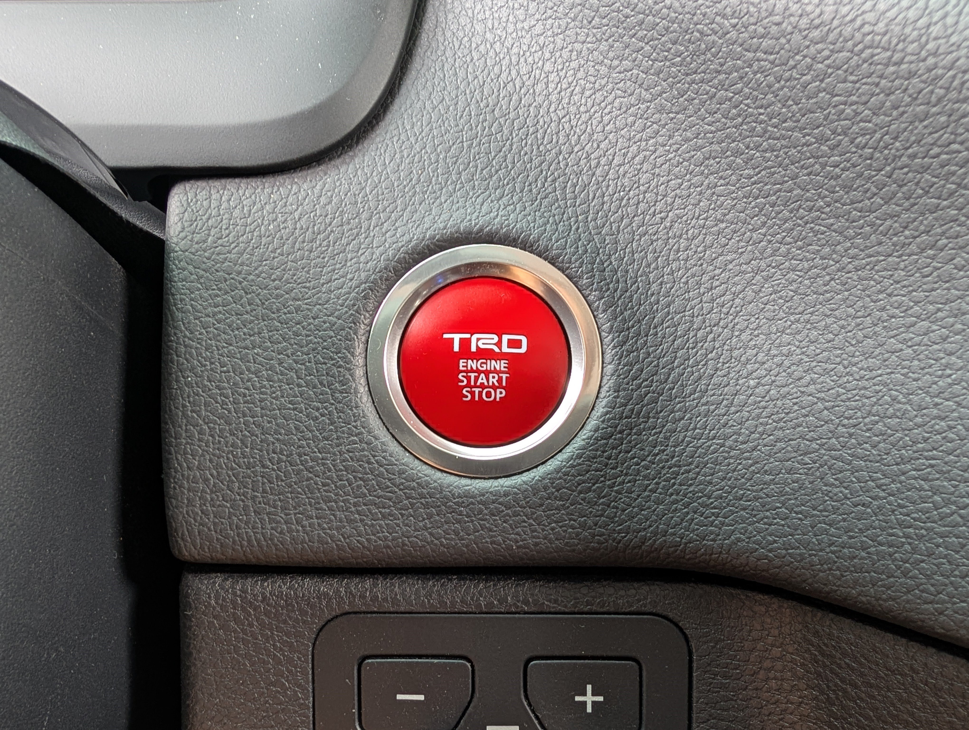 Used 2024 Toyota Tundra Limited w/ TRD Off-Road Package AWD/4WD image 34