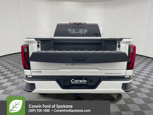 Used 2025 GMC Sierra 3500 Denali image 21