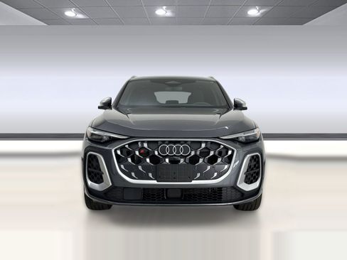 Used 2025 Audi SQ5 Prestige AWD/4WD image 6