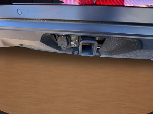 Used 2025 Volkswagen Atlas SE image 23