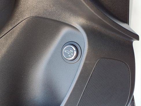 New 2026 Buick Envista Sport Touring w/ Convenience I Package image 13