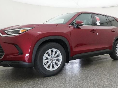 New 2026 Toyota Grand Highlander XLE image 17