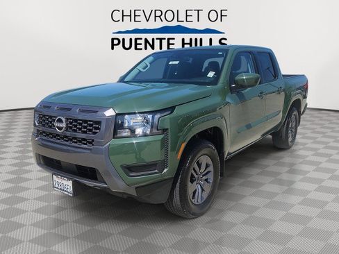 Used 2025 Nissan Frontier SV RWD image 1