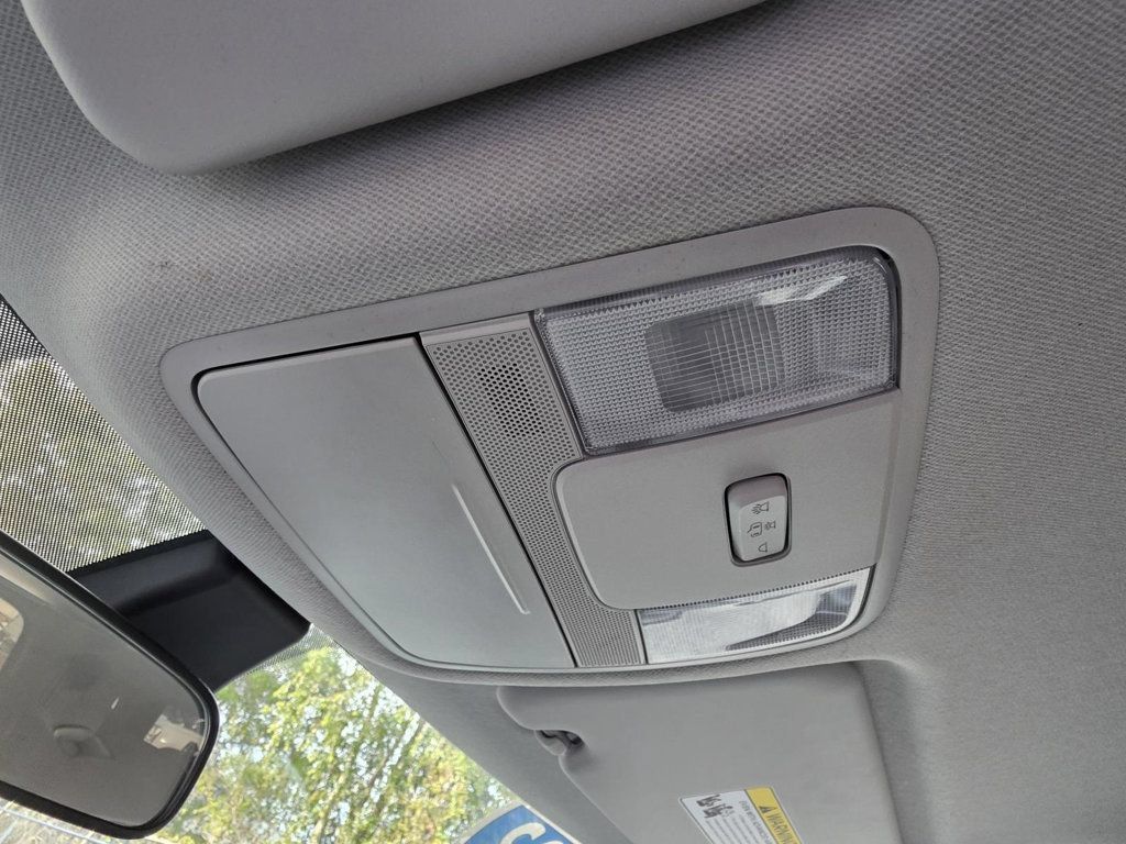 Used 2023 Kia Soul LX w/ LX Technology Package FWD image 22