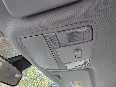 Used 2023 Kia Soul LX w/ LX Technology Package image 22