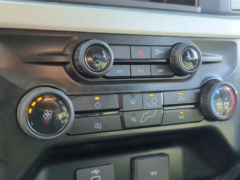 Used 2025 Ford F250 XLT image 10