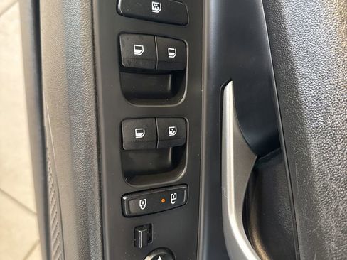 Used 2024 Hyundai Elantra SEL image 17