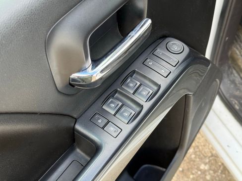 Used 2017 Chevrolet Silverado 1500 LT w/ All Star Edition image 18