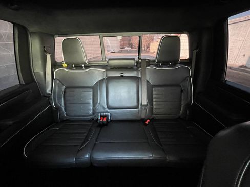 Used 2024 GMC Sierra 2500 AT4X image 19