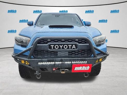 Used 2018 Toyota Tacoma TRD Pro AWD/4WD image 8