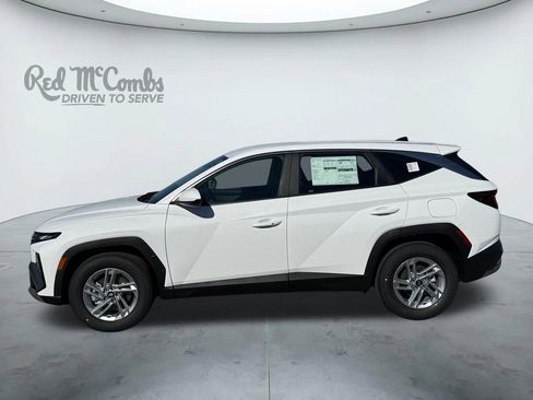 New 2026 Hyundai Tucson SE FWD image 2
