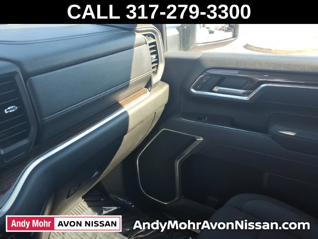 Used 2025 Chevrolet Silverado 3500 LT w/ Safety Package AWD/4WD image 36