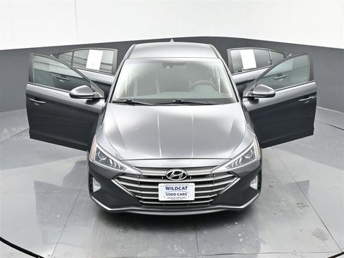 Used 2020 Hyundai Elantra SEL image 38