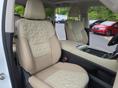 New 2026 Nissan Armada Platinum Reserve AWD/4WD image 10