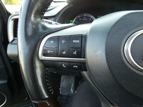 Used 2018 Lexus RX 350L FWD image 68