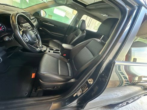 Used 2021 Kia Seltos SX w/ SX Sunroof Package AWD/4WD image 9