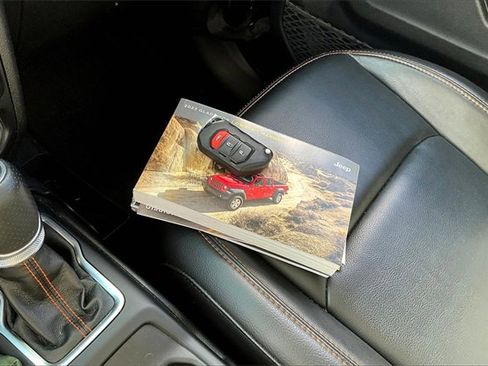 Certified 2023 Jeep Gladiator Mojave w/ Trailer Tow Package image 10