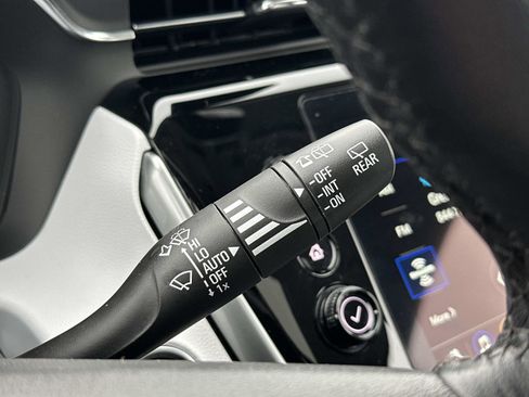 Used 2023 Chevrolet Bolt EUV Premier w/ Sun & Sound Package image 23