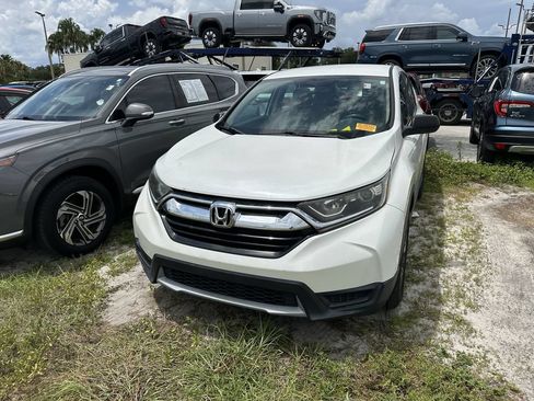 Used 2018 Honda CR-V LX image 7