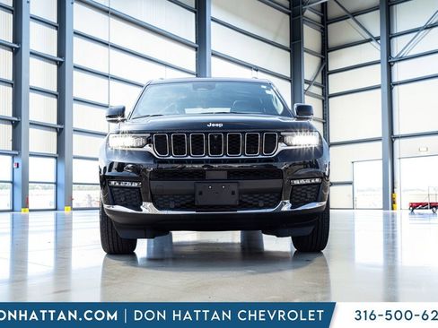 Used 2024 Jeep Grand Cherokee L Limited w/ Luxury Tech Group II image 37