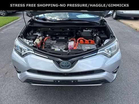 Used 2016 Toyota RAV4 Limited w/ Advanced Technology Package image 10