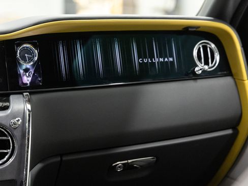 New 2026 Rolls-Royce Cullinan image 46